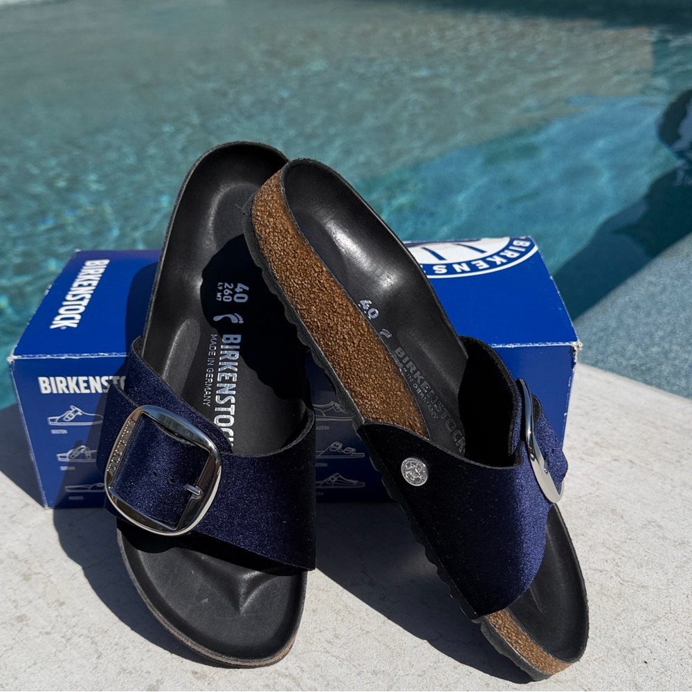 BIRKENSTOCK MADRID BIG BUCKLE SANDAL IN VELVET MIDNIGHT  Size 40 - Picture 7 of 14